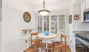 2518 S WALTER REED Dr #A, Arlington, VA 22206