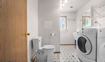 704 Mayfair Dr, Belgrade, MT 59714