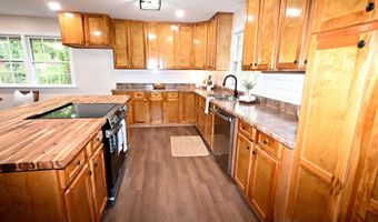 233 FAIRWAY Dr, Anniston, AL 36207