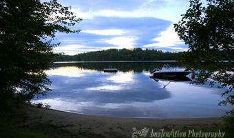 6 Davis Dr, Barnstead, NH 03225