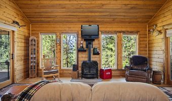 461 Hilltop Rd, Cascade, ID 83611