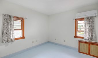 37 Denver Ave, Cranston, RI 02905