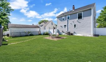 3 N Smith St N, Avenel, NJ 07001