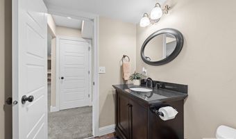 5577 Cottontree Ln, Ammon, ID 83406