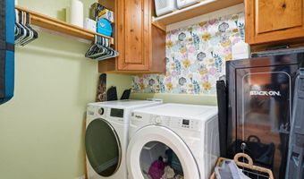 5742 Antelope Dr, Bar Nunn, WY 82601