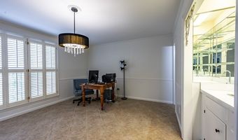 477 Kingswood Ct, Albany, GA 31707