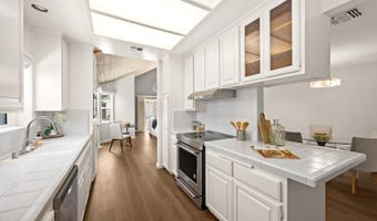 806 Victoria Dr, Arcadia, CA 91007