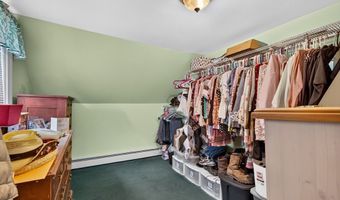 26 Humphrey Pl, Athol, MA 01331