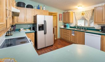830 SHAMAR Dr, Blanchard, ID 83804