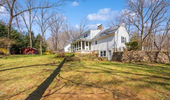 303 Beacon Hill Dr, Cheshire, CT 06410
