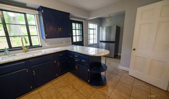 1 Northwood Dr, Athens, OH 45701