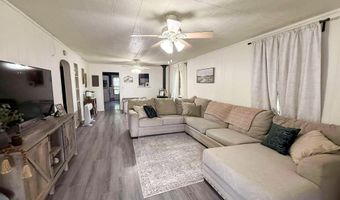 327 E 16th St, Baxter Springs, KS 66713