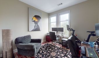 45 Burnett St 212, Boston, MA 02130