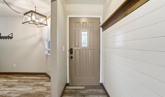 111 Autumn Hills Dr, Avilla, IN 46710