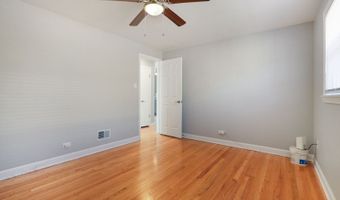 7242 S Honore St, Chicago, IL 60636