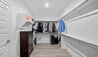 1010 Huntleigh Dr, Bentonville, AR 72713