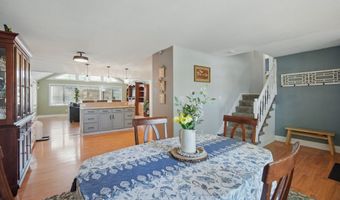 1208 7th St NW, Altoona, IA 50009