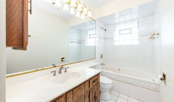 11538 S Leamington Ave, Alsip, IL 60803