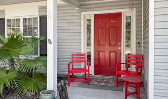 207 Sawyer Ln, Apalachicola, FL 32320