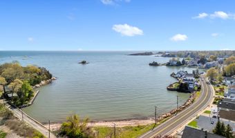 58 Grove St Ext, Branford, CT 06405