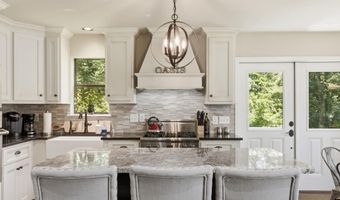 89 SUMMER PLACE Ln, Arley, AL 35541