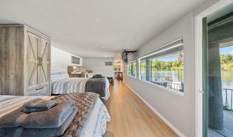 3317 Riverside Dr, Anderson, CA 96007