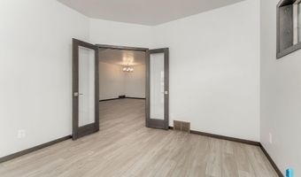 2408 E Brek St, Brandon, SD 57005