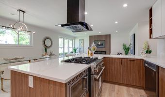 1729 N Mitchell Ave, Arlington Heights, IL 60004