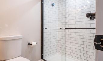 369 E GORGAS Ln, Philadelphia, PA 19119
