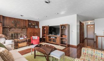 2416 Cherokee Dr, Bean Station, TN 37708