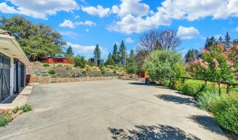 875 White Cottage Rd N, Angwin, CA 94508