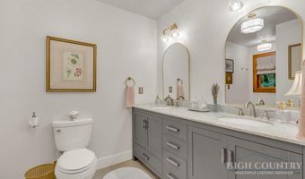 165 Leighway Ln, Banner Elk, NC 28604