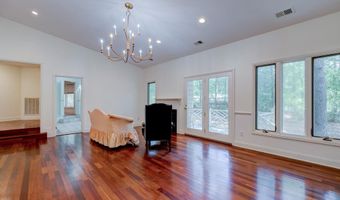 8 Cedar Pl, Camden, SC 29020
