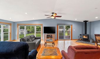 1201 S LEE St, Appleton, WI 54915