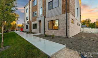 3243 W Moore St, Boise, ID 83702