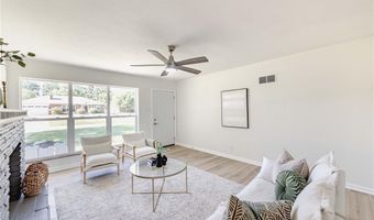 7315 Cheshire Ln, Affton, MO 63123