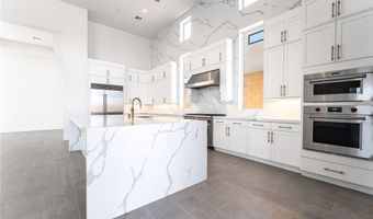 10904 Vista Altura Ave, Las Vegas, NV 89135