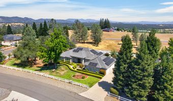 16550 Bamboo Ct, Anderson, CA 96007