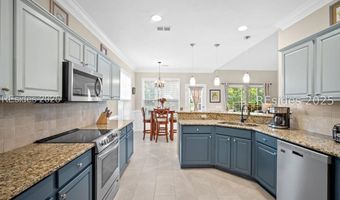 7 Stonesthrow Ct, Bluffton, SC 29910