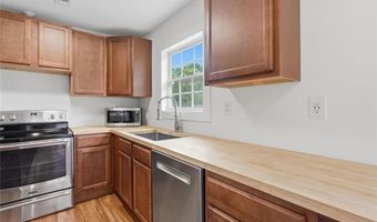 1320 Cochise Cir, Austell, GA 30168