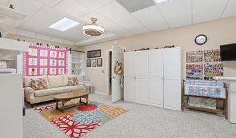 355 Smoke Rise Dr, Baldwin, GA 30511