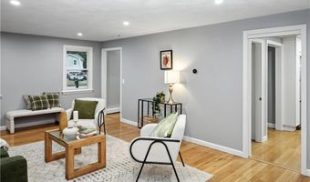 123 Stone Gate Dr, North Kingstown, RI 02852