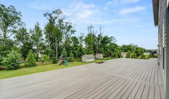 35 Gina Dr, Allentown, NJ 08501