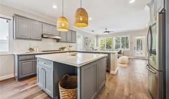 8850 E Cloudview Way, Anaheim, CA 92808