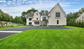 8 Fado Ln, Cos Cob, CT 06807