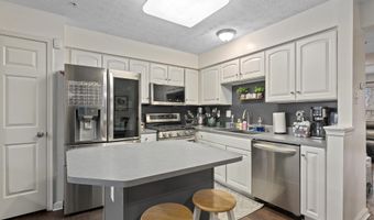 5010 FINSBURY Rd, Baltimore, MD 21237