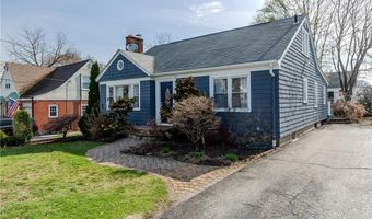 26 Dover Ave, East Providence, RI 02914