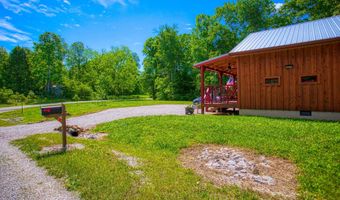 305 Griffin Ln, Allardt, TN 38504