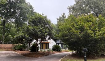 1600 Dogwood Dr, Bainbridge, GA 39819
