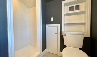 190 E Main Rd 3, Middletown, RI 02842